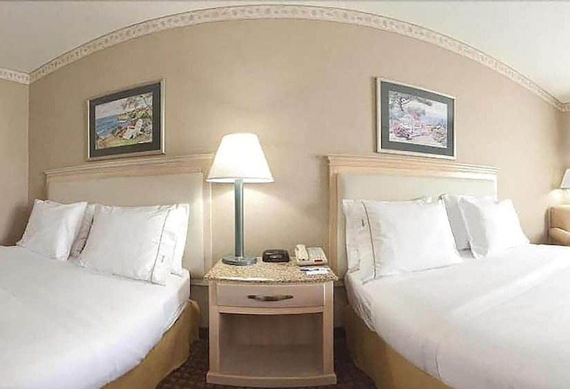 فندق Best Western Plus Pocomoke City