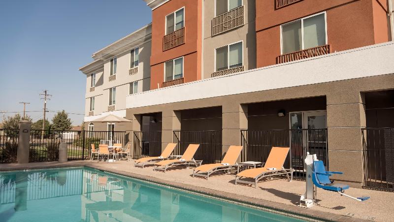 בית מלון כפרי Holiday Inn Express Porterville, An Ihg