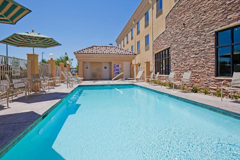 هتل Holiday Inn Express & Suites Clovis Fresno Area, An Ihg