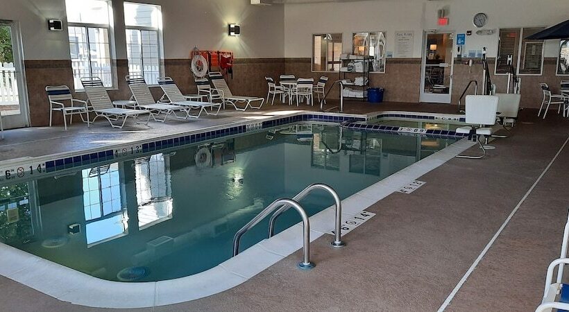 בית מלון כפרי Holiday Inn Express & Suites New Buffalo, Mi, An Ihg