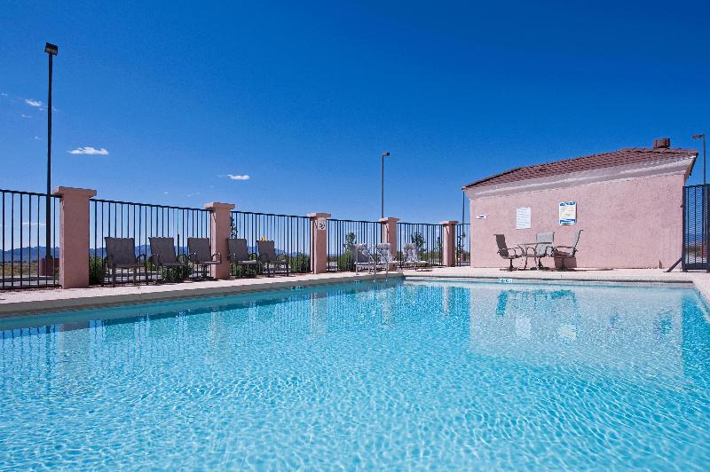 ホテル Holiday Inn Express & Suites Willcox By Ihg