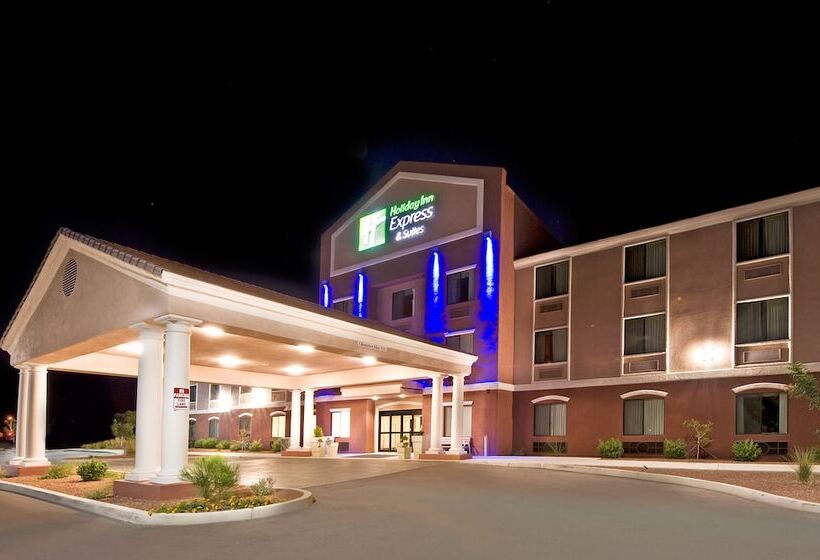 ホテル Holiday Inn Express & Suites Willcox By Ihg