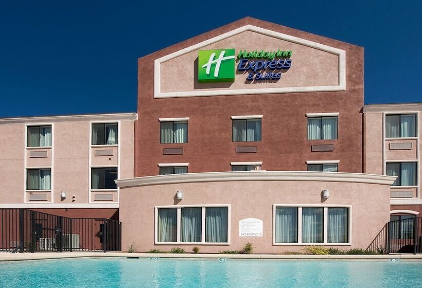 ホテル Holiday Inn Express & Suites Willcox By Ihg