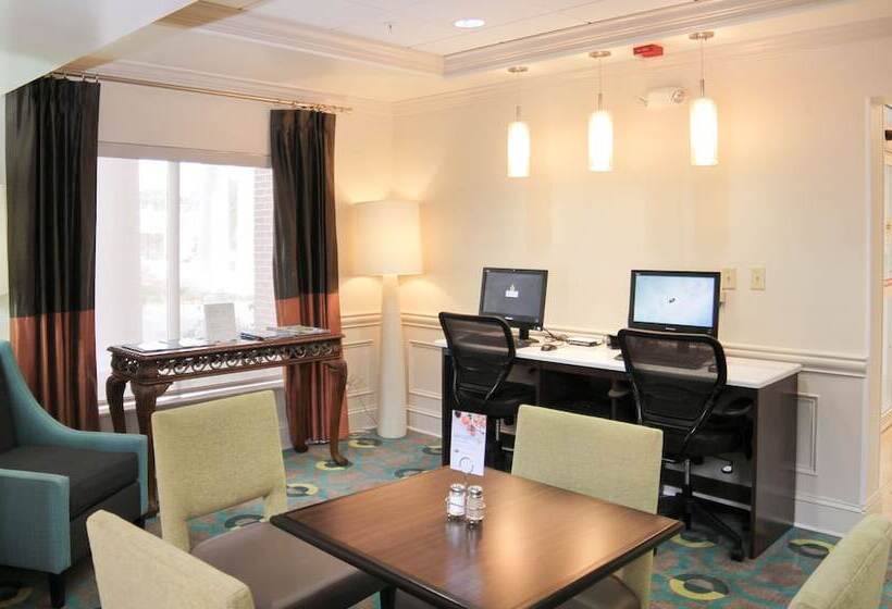 בית מלון כפרי Holiday Inn Express & Suites Vicksburg By Ihg