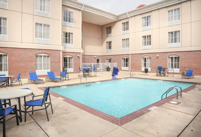 בית מלון כפרי Holiday Inn Express & Suites Vicksburg By Ihg