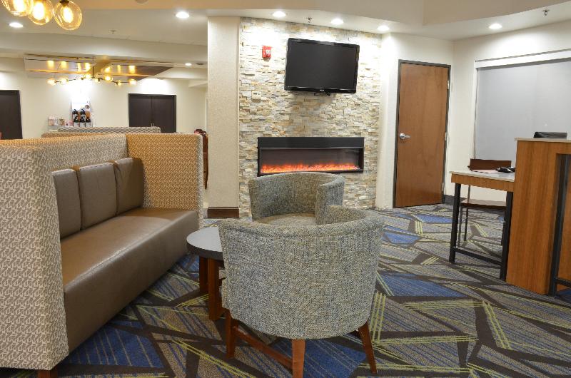 فندق Holiday Inn Express  Waterloo/cedar Falls, An Ihg