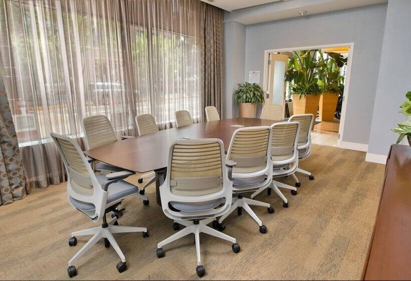 هتل Indigo Baton Rouge Downtown, An Ihg