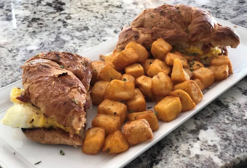 هتل Indigo Baton Rouge Downtown, An Ihg