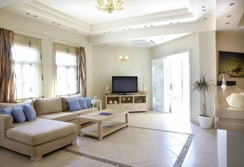 Отель Mediterranean