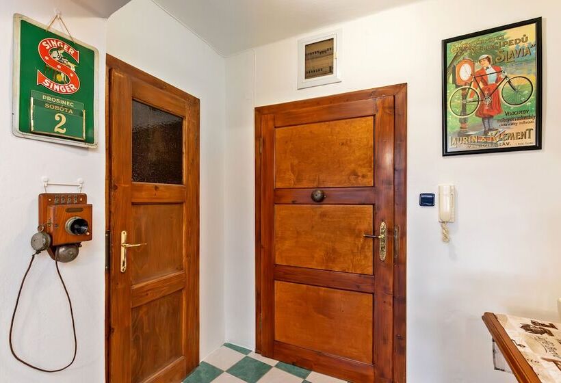 هتل Pension Nostalgie