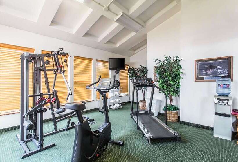 هتل Quality Inn Belgrade  Bozeman Yellowstone Airport