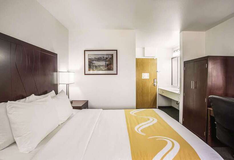 هتل Quality Inn Belgrade  Bozeman Yellowstone Airport