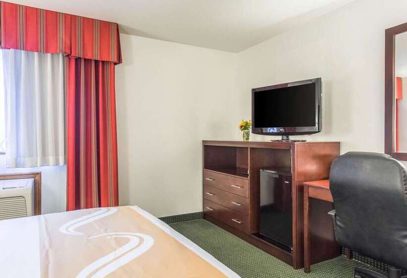 هتل Quality Inn Belgrade  Bozeman Yellowstone Airport