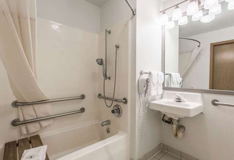 هتل Quality Inn Belgrade  Bozeman Yellowstone Airport