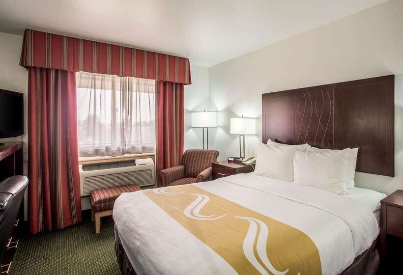 هتل Quality Inn Belgrade  Bozeman Yellowstone Airport