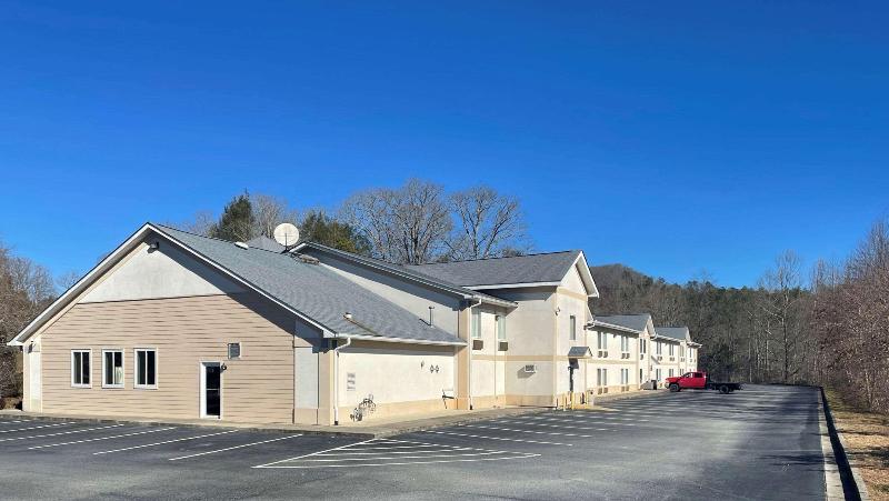 فندق Clarion Pointe Dillard Near Blue Ridge Mountains