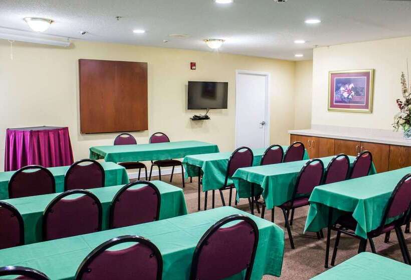 ホテル Quality Inn Fuquay Varina East