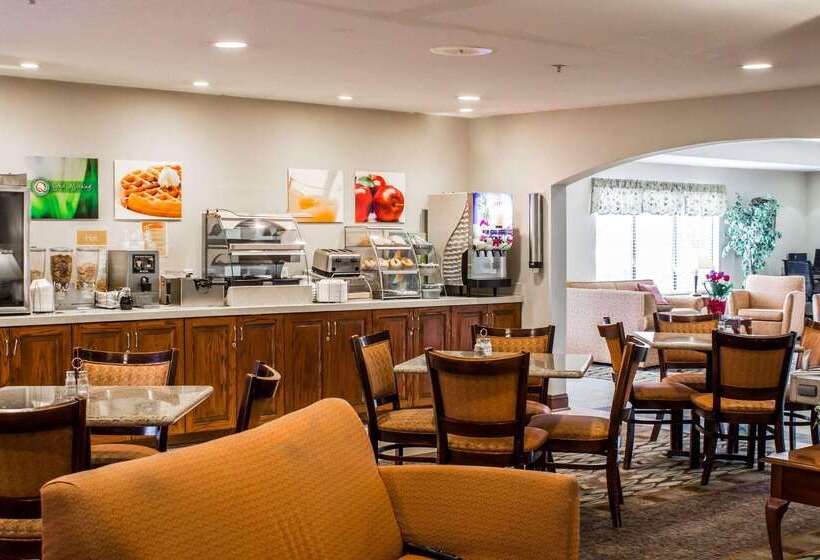 Отель Quality Inn Fuquay Varina East