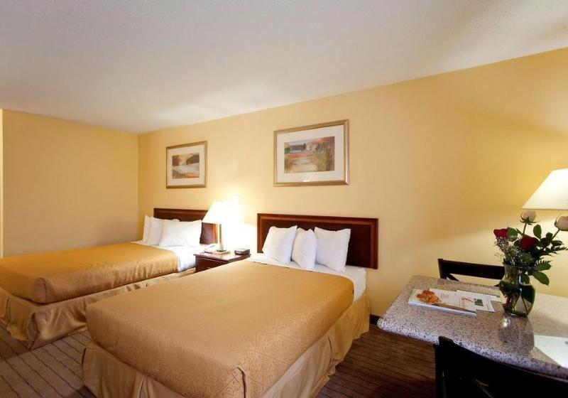 ホテル Quality Inn Fuquay Varina East