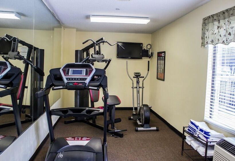 Отель Quality Inn Fuquay Varina East