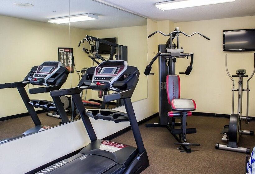 Отель Quality Inn Fuquay Varina East