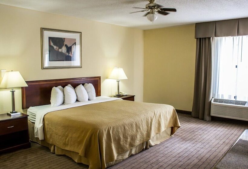 Отель Quality Inn Fuquay Varina East