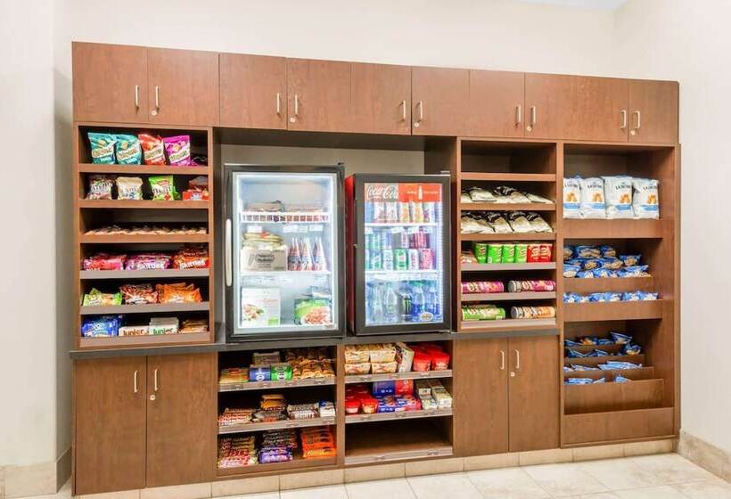 فندق Ramada By Wyndham Olds