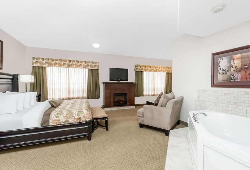 فندق Ramada By Wyndham Olds