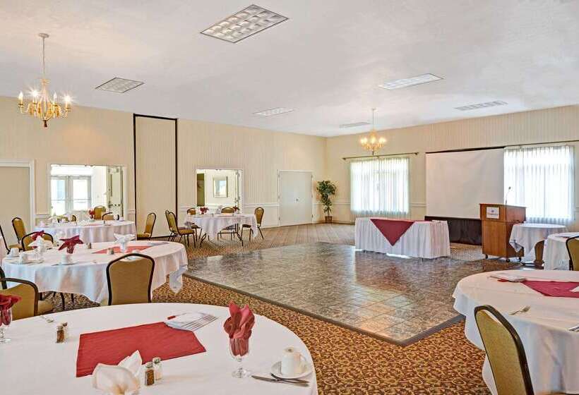 فندق Ramada By Wyndham Saco/old Orchard Beach Area