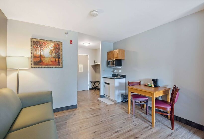 فندق Ramada By Wyndham Saco/old Orchard Beach Area