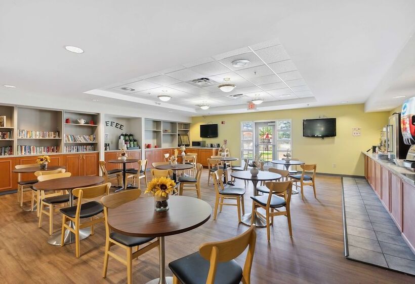 فندق Ramada By Wyndham Saco/old Orchard Beach Area