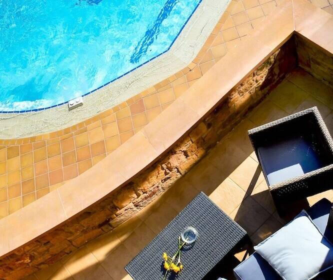 فندق Sea View Resorts & Spa