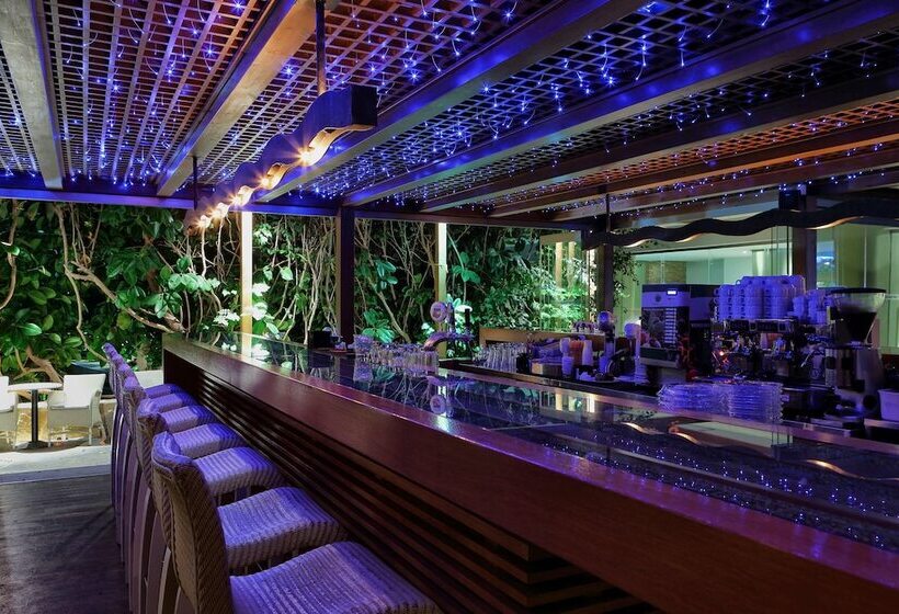 فندق Sitia Beach City Resort & Spa