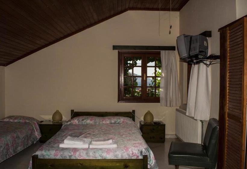 ホテル Staggia Studios