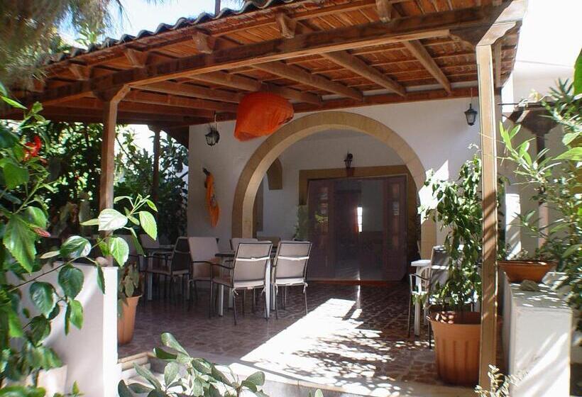 בית מלון כפרי Sunset