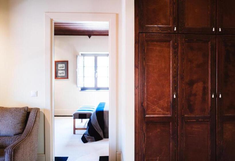 בית מלון כפרי Trikolonion Country Stemnitsa