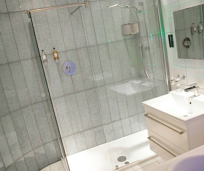 호텔 Windermere Suites