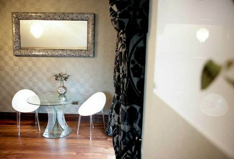 호텔 Windermere Suites