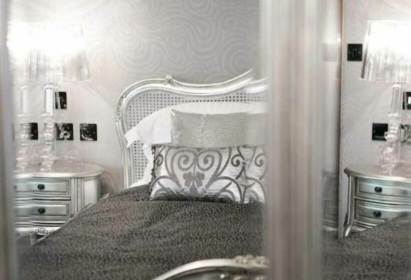 호텔 Windermere Suites