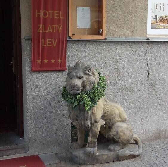 فندق Zlaty Lev Zatec