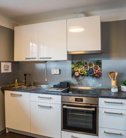 Hostel Little Quarter