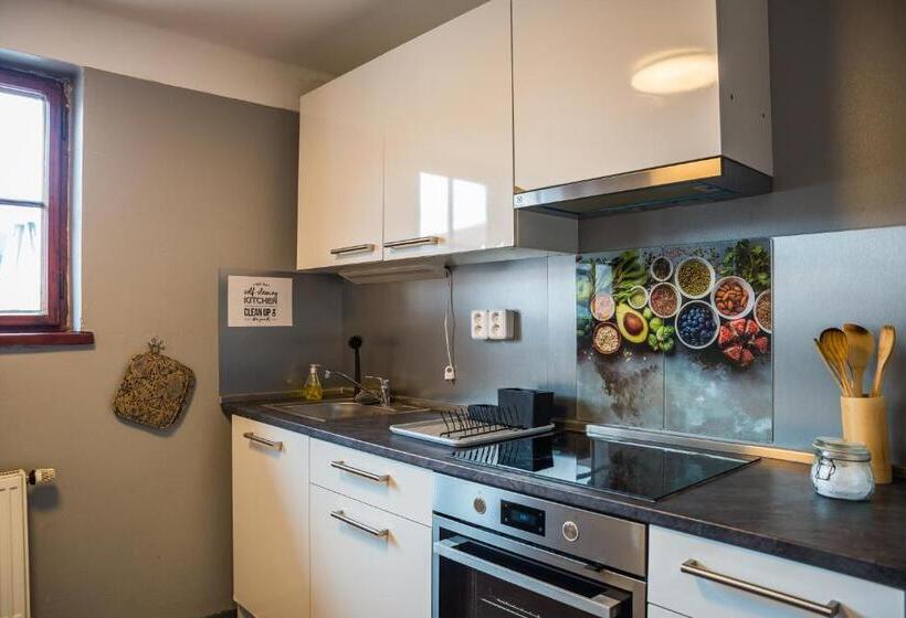 Hostel Little Quarter