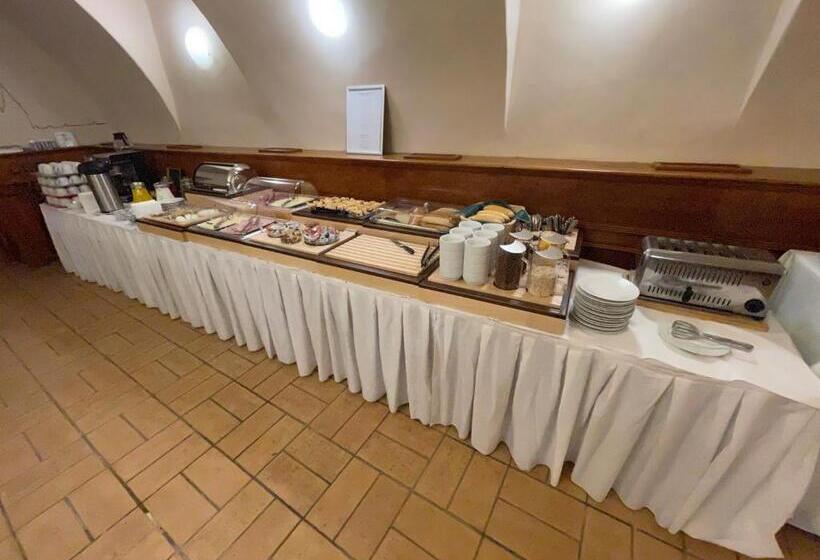 Hostel Little Quarter