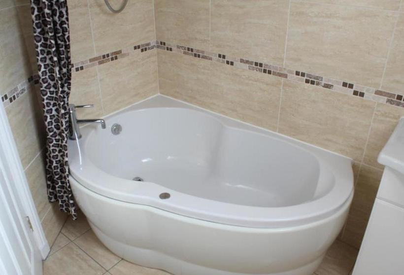 Marchfield Guest House