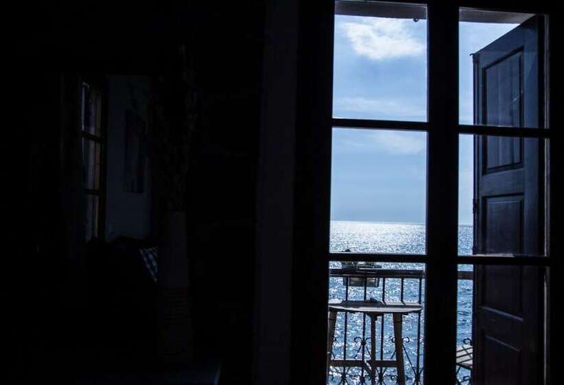 Olive Press Hotel & Apartments