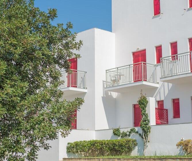 Ostria Hotel & Apartments