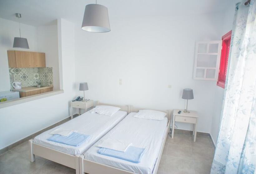 Ostria Hotel & Apartments