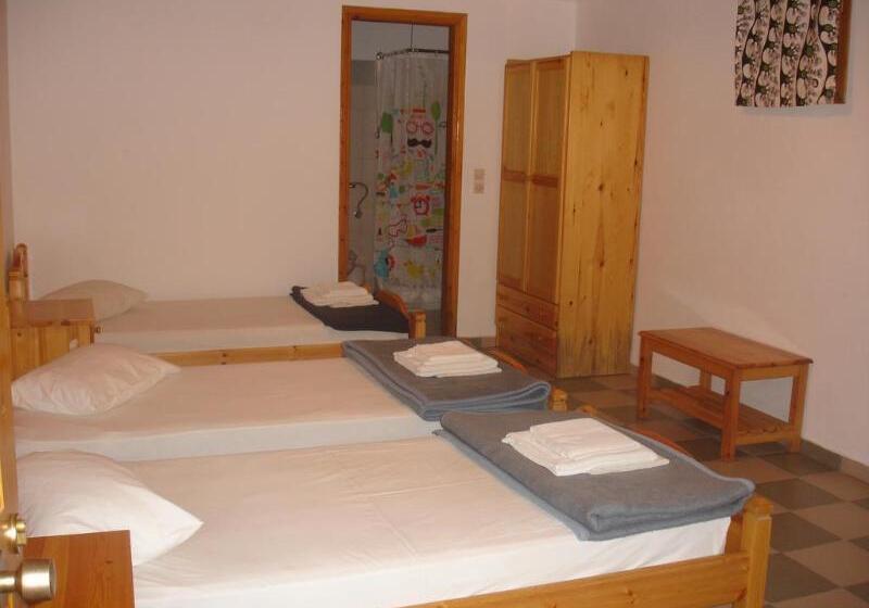 Siroco S Rooms And Studios