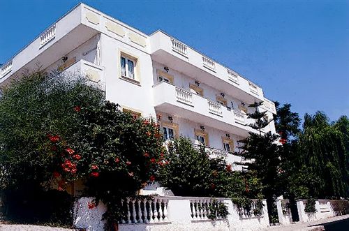 Skalidis Apartments