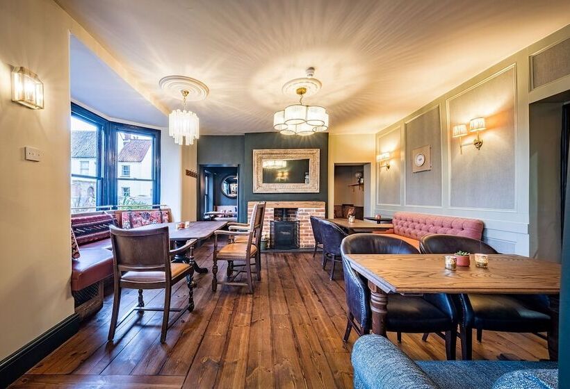 The Globe Inn Wells